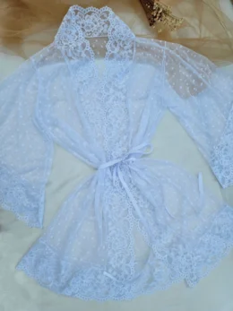 Robe Branco de Tule com Manga Média