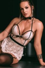 Fantasia Garçonete Vestido Em Renda Sem Bojo Com Ligas - Imagem 4