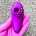 Sugador de Clitóris Recarregável Roxo - Imagem 2